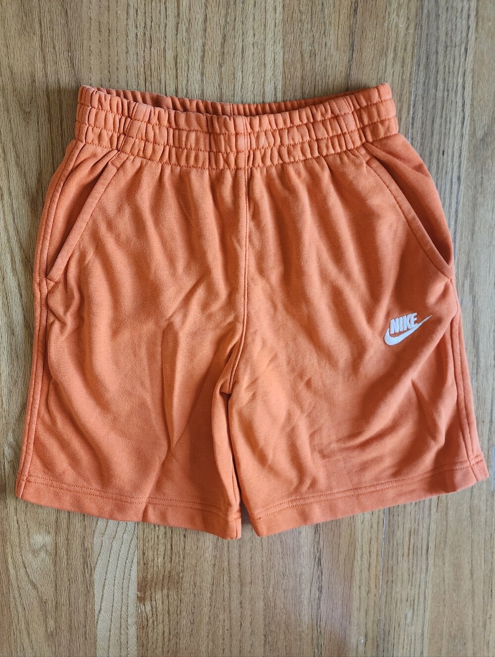 Nike Boy's Orange Logo Activewear Casual Everyday Loungewear Sweatshorts Large L